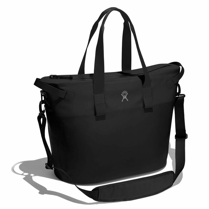 26-l-day-escapetm-tote-f0 26-l-day-escape-soft-cooler-tote-black-angled_1.jpg