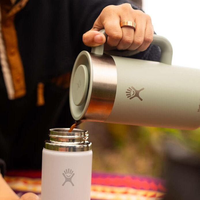32-oz-insulated-french-press-n4 2706_johnson_s25summertravel_camping_pouring_303a0287_1_.jpg