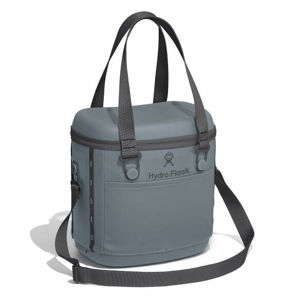 carryouttm-soft-cooler-10-l-m1 6pco043-carryout-cooler-10l-shale-gray-angled_1_1.jpg
