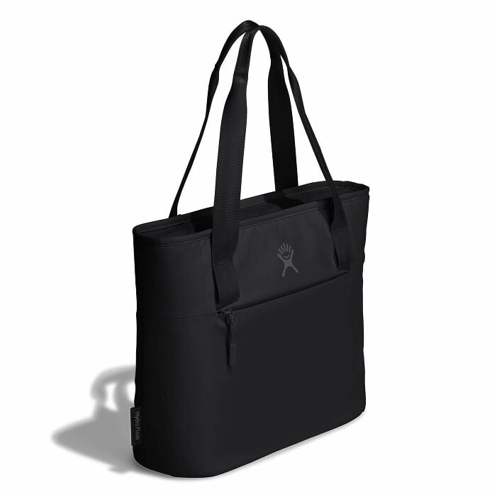 8-l-insulated-lunch-tote-c5 8l-tote-black-angled.jpg