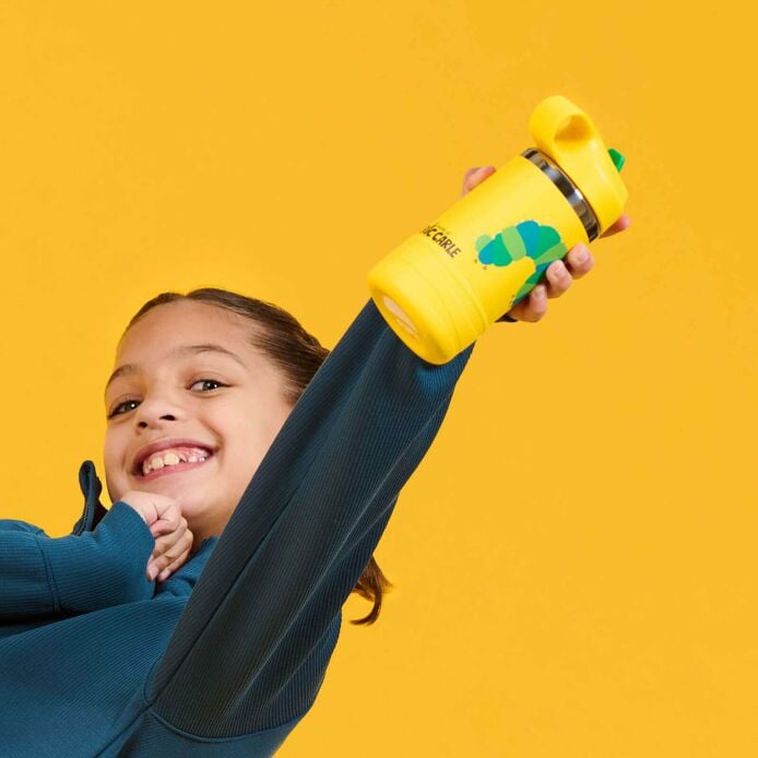 kids-12-oz-bottle-world-of-eric-carletm-y0 9-lifestyle.jpeg