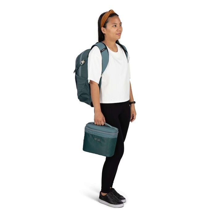 osprey-axis-x-hydro-flask-campus-essentials-bundle-g0 axisxhydroflask_s26_onbody1_cascadeblue_10007249_2.jpg