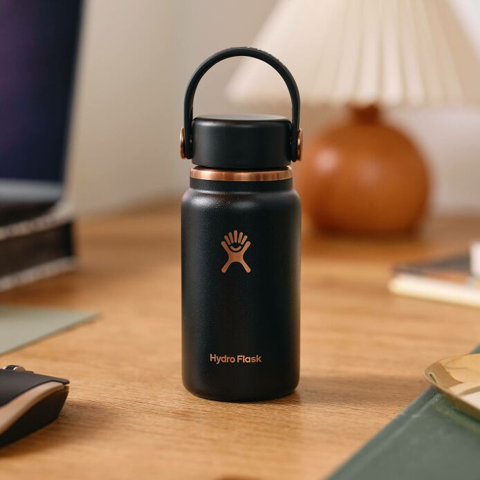 arc-collection-micro-hydro-200-ml-u3 black_-_lifestyle_1.jpeg