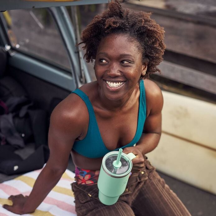24-oz-travel-tumbler-s8 hf_s26_mcinnis_0259.jpg