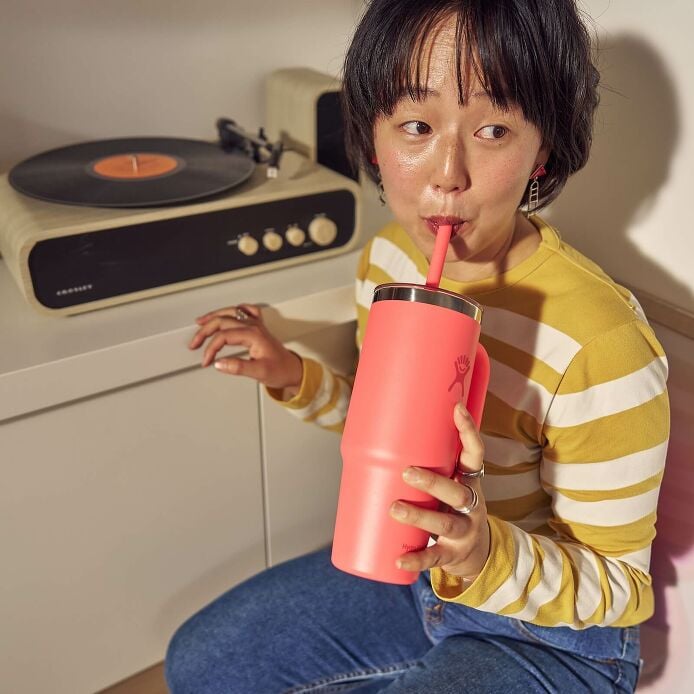 24-oz-travel-tumbler-s8 hf_s26_mcinnis_2487.jpg