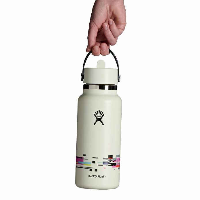 glitch-collection-32-oz-bottle-with-flex-straw-cap-j5 le26-w32-1006-32-oz-wide-flex-straw-cap-glitch-white-hb.jpg