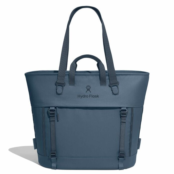carryouttm-soft-cooler-tote-30-l-n2 maxiit384-carryout-tote-30l-harbor-blue-straight.jpg