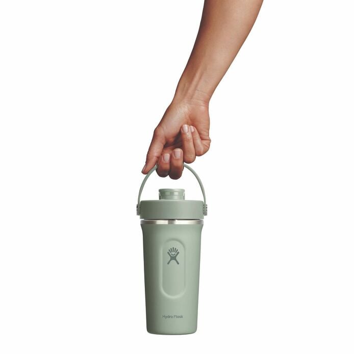 gym-bundle-i5 mxcc24374_24ozinsulatedshakerbottle_agave_hb_1.jpg
