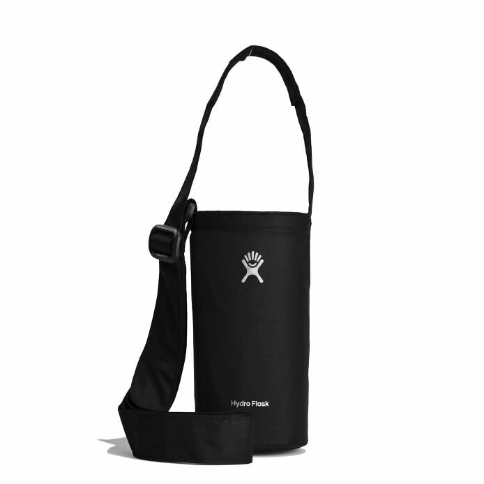 medium-packable-bottle-sling-i9 pbsm-black-straighton.jpg